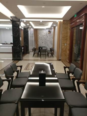 Imagen de los interiores del Hotel The Hanoi. Foto 37