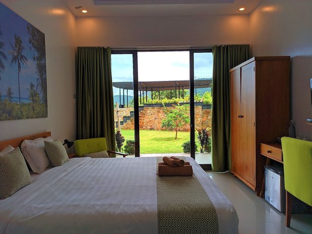 Imagen de la habitación del Hotel The Happinezz Hills Karimunjawa. Foto 9