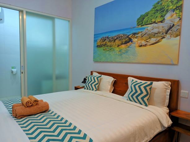 Imagen de la habitación del Hotel The Happinezz Hills Karimunjawa. Foto 10