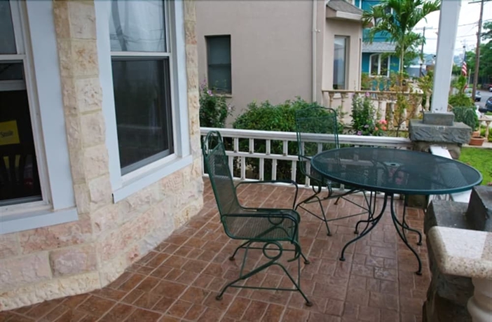 Imagen de los exteriores del Hotel The Harbor House Bed And Breakfast. Foto 13