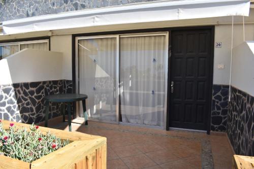 Imagen de la habitación del Hotel The Harbour Club. Foto 12