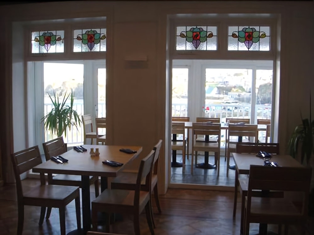 Imagen del bar/restaurante del Hotel The Harbour. Foto 4