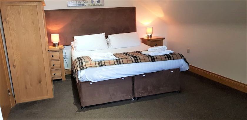 Imagen de la habitación del Hotel The Harbour House. Foto 7