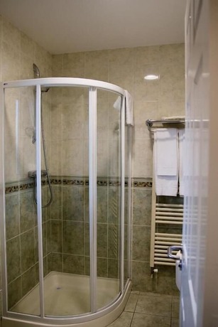 Imagen general del Hotel The Harbour Inn. Foto 5