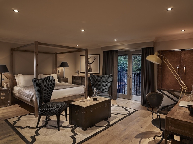 Imagen de la habitación del Hotel The Harper. Foto 2
