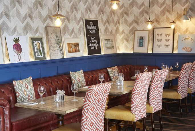 Imagen del bar/restaurante del Hotel The Hartwood Hall by Greene King Inns. Foto 6
