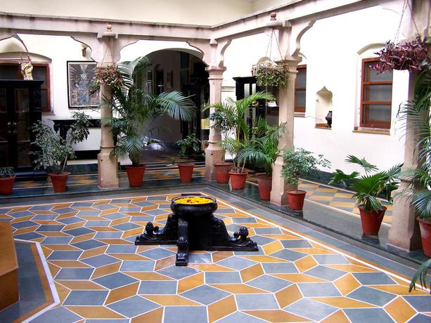 Imagen de los interiores del Hotel The Haveli Hari Ganga, Haridwar. Foto 11