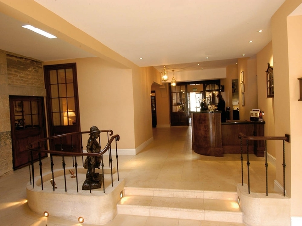 Imagen de los interiores del Hotel The Haycock Manor. Foto 18