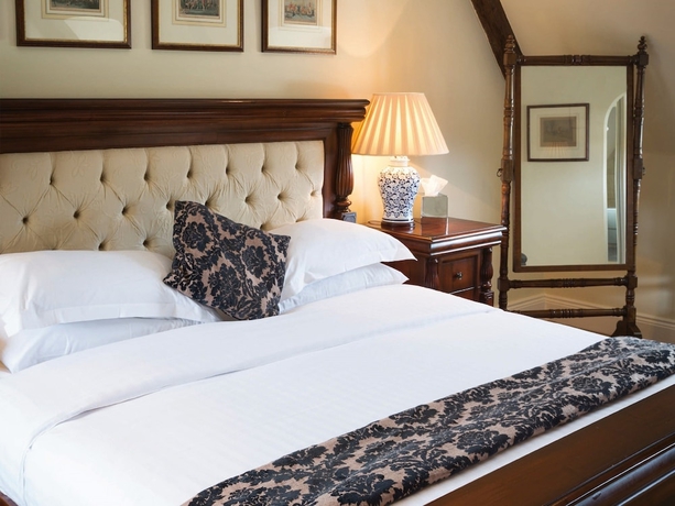 Imagen de la habitación del Hotel The Haycock Manor. Foto 8