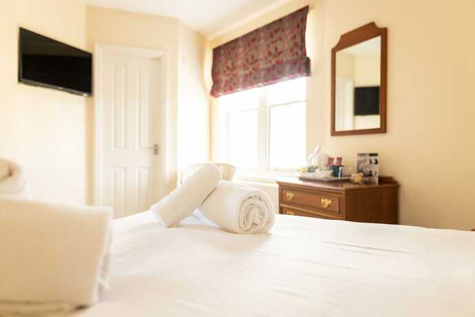 Imagen de la habitación del Hotel The Hazeldene. Foto 19