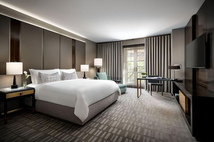 Imagen de la habitación del Hotel The Hazelton Toronto. Foto 2