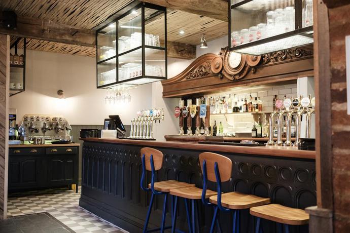 Imagen del bar/restaurante del Hotel The Head Of The River. Foto 6