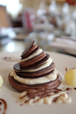 Imagen del bar/restaurante del Hotel The Headland and Spa, Torquay. Foto 16