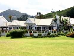 Imagen de los exteriores del Hotel The Heads Hokianga. Foto 4