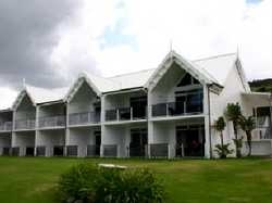 Imagen de los exteriores del Hotel The Heads Hokianga. Foto 5