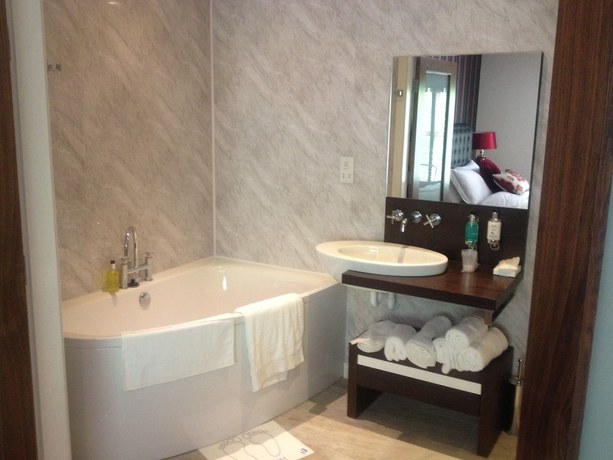 Imagen de la habitación del Hotel The Hedges. Foto 12