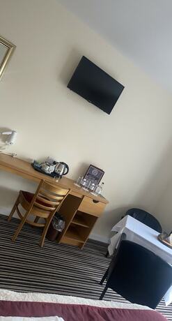 Imagen de la habitación del Hotel The Hedges. Foto 20