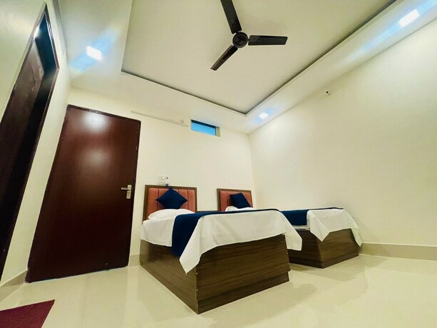 Imagen de la habitación del Hotel The Heights, Haridwar. Foto 18