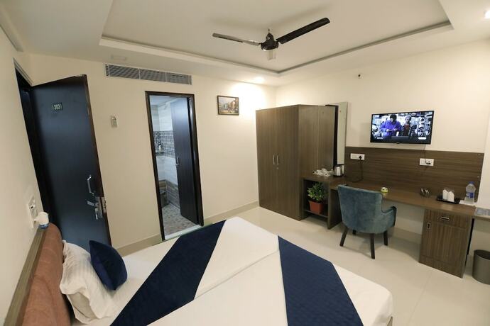 Imagen de la habitación del Hotel The Heights, Haridwar. Foto 25