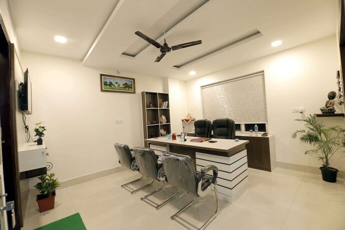 Imagen de los interiores del Hotel The Heights, Haridwar. Foto 26