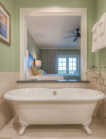 Imagen de la habitación del Hotel The Henderson, A Salamander Beach And Spa Resort. Foto 16