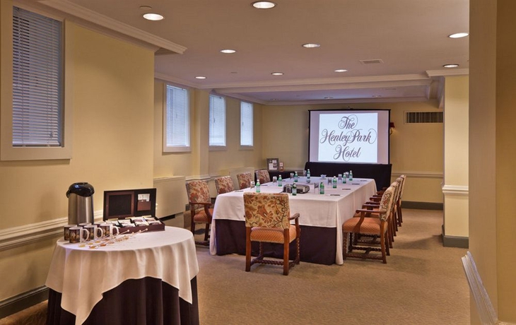 Imagen de los interiores del Hotel The Henley Park. Foto 15