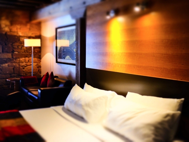 Imagen de la habitación del Hotel The Henry Jones Art. Foto 14