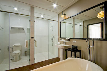 Imagen general del Hotel The Henry Manila. Foto 10