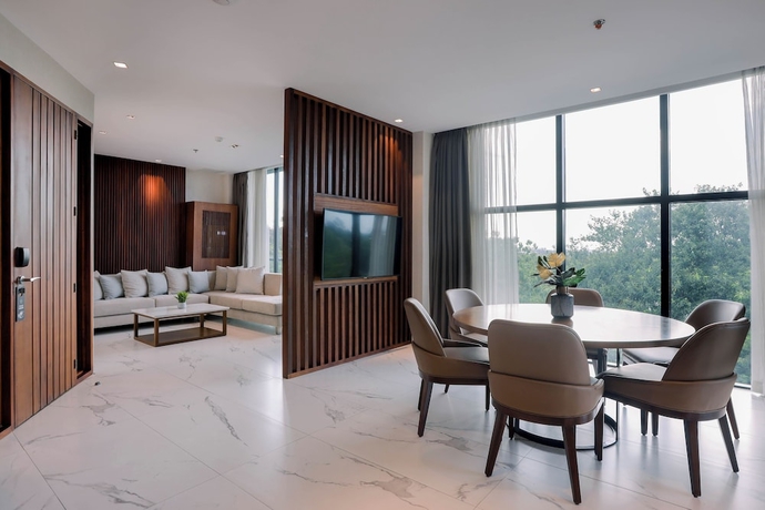 Imagen de la habitación del Hotel The Henry Roost Bacolod. Foto 7
