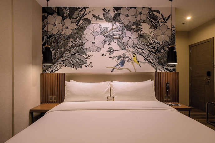 Imagen de la habitación del Hotel The Henry Roost Bacolod. Foto 10