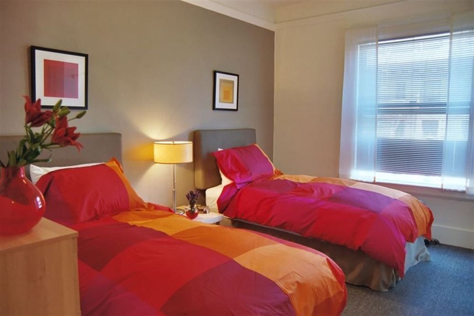 Imagen de la habitación del Hotel The Herbert. Foto 5