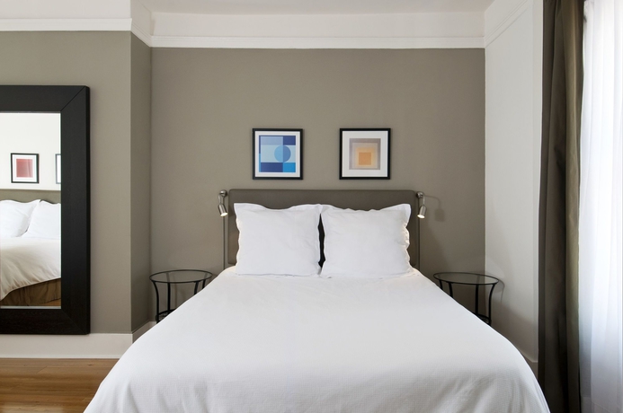 Imagen de la habitación del Hotel The Herbert. Foto 7