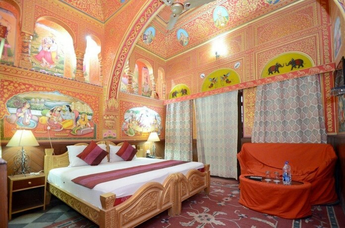 Imagen de la habitación del Hotel The Heritage Mandawa-a Luxury. Foto 6