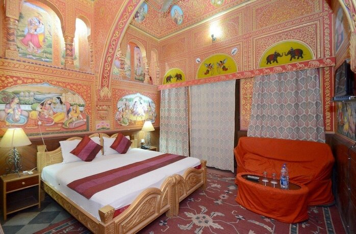 Imagen de la habitación del Hotel The Heritage Mandawa-a Luxury. Foto 8