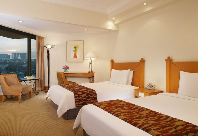 Imagen de la habitación del Hotel The Heritage Manila. Foto 13