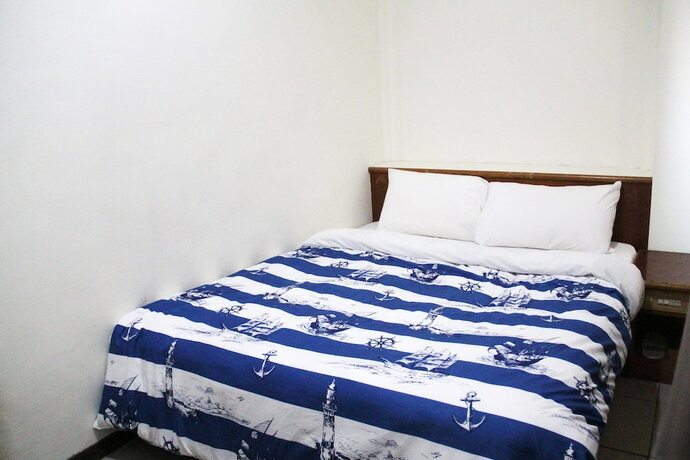 Imagen general del Hotel The Hermit Inn. Foto 2