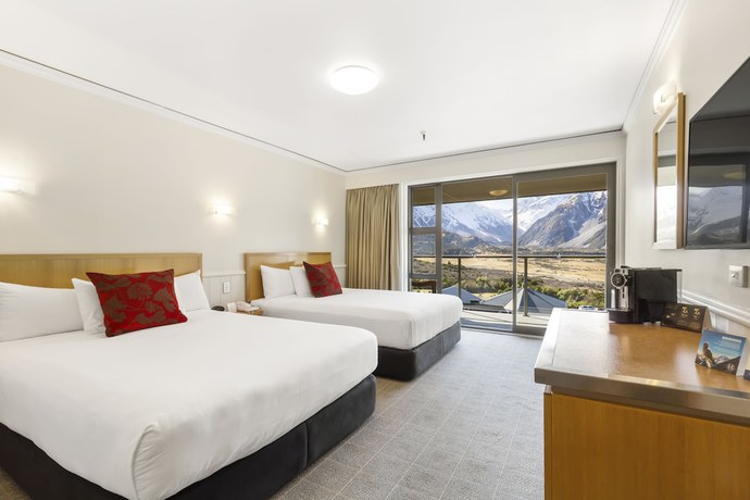 Imagen de la habitación del Hotel The Hermitage Mount Cook. Foto 4