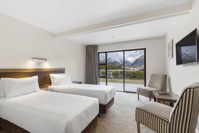 Imagen de la habitación del Hotel The Hermitage Mount Cook. Foto 10