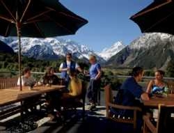 Imagen de los exteriores del Hotel The Hermitage, Mount Cook National Park. Foto 5