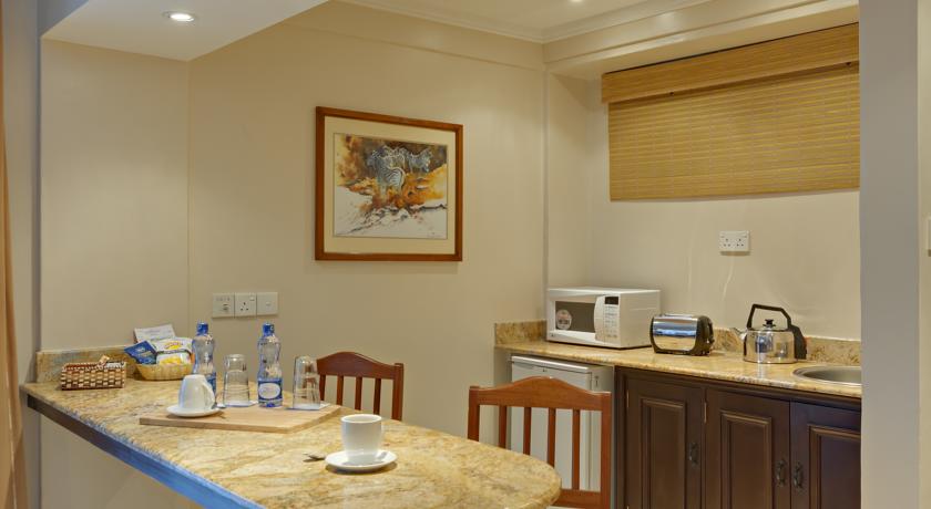 Imagen de los interiores del Hotel The Heron. Foto 11