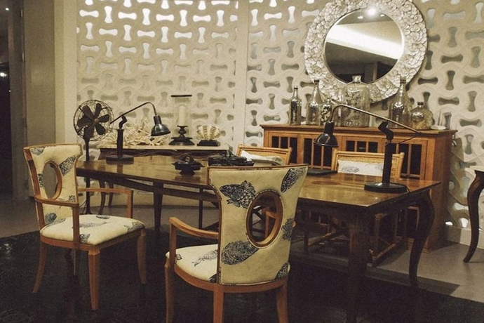 Imagen de los interiores del Hotel The Hidden Resort and Restaurant. Foto 17