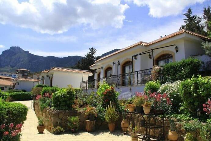 Imagen general del Hotel The Hideaway Club. Foto 1
