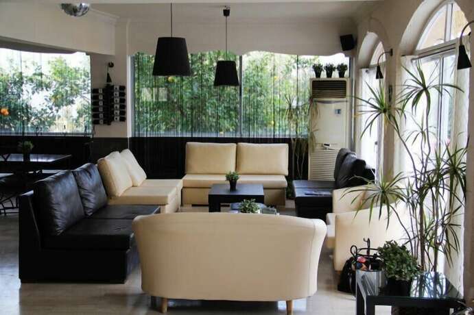 Imagen general del Hotel The Hideaway Club. Foto 10