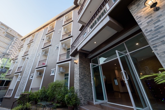 Imagen de los exteriores del Hotel The Hideaway Resort Pattaya Chonburi. Foto 17