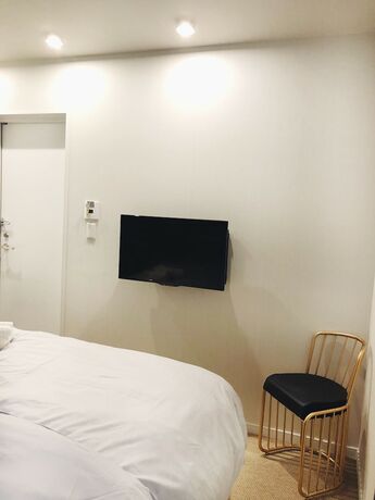 Imagen general del Hotel The Hideout Tokyo. Foto 14