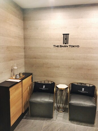 Imagen de los interiores del Hotel The Hideout Tokyo. Foto 35