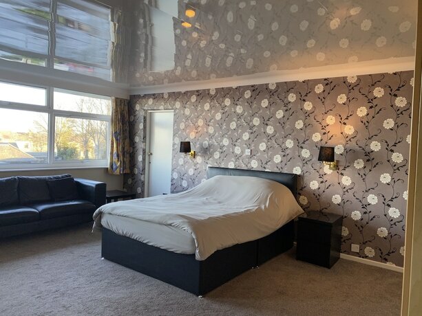 Imagen de la habitación del Hotel The Highfield, Bradford. Foto 20