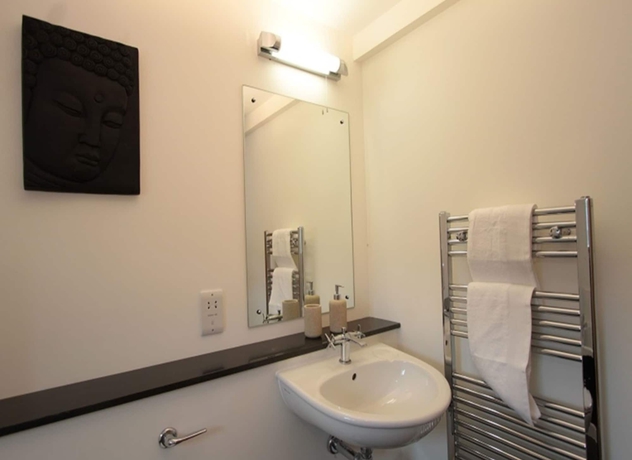 Imagen de la habitación del Hotel The Highland Club. Foto 11