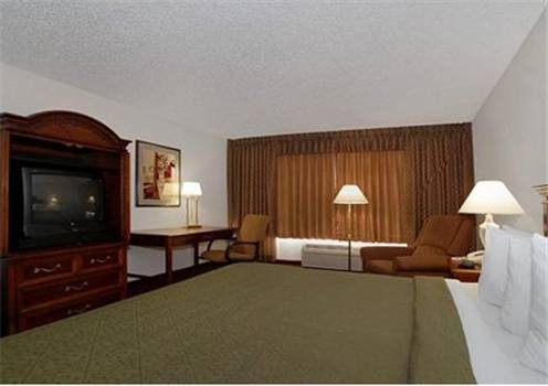 Imagen de la habitación del Hotel The Highlander, Iowa City. Foto 7