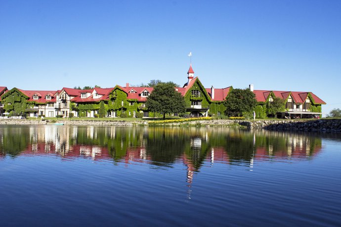 Imagen general del Hotel The Highlands At Harbor Springs. Foto 1